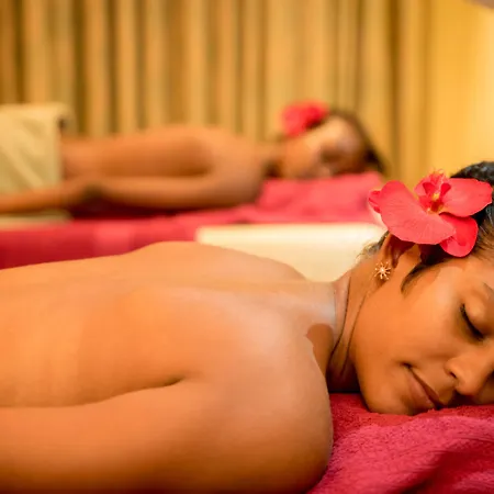 Oasis Hotel Restaurant & Spa-2